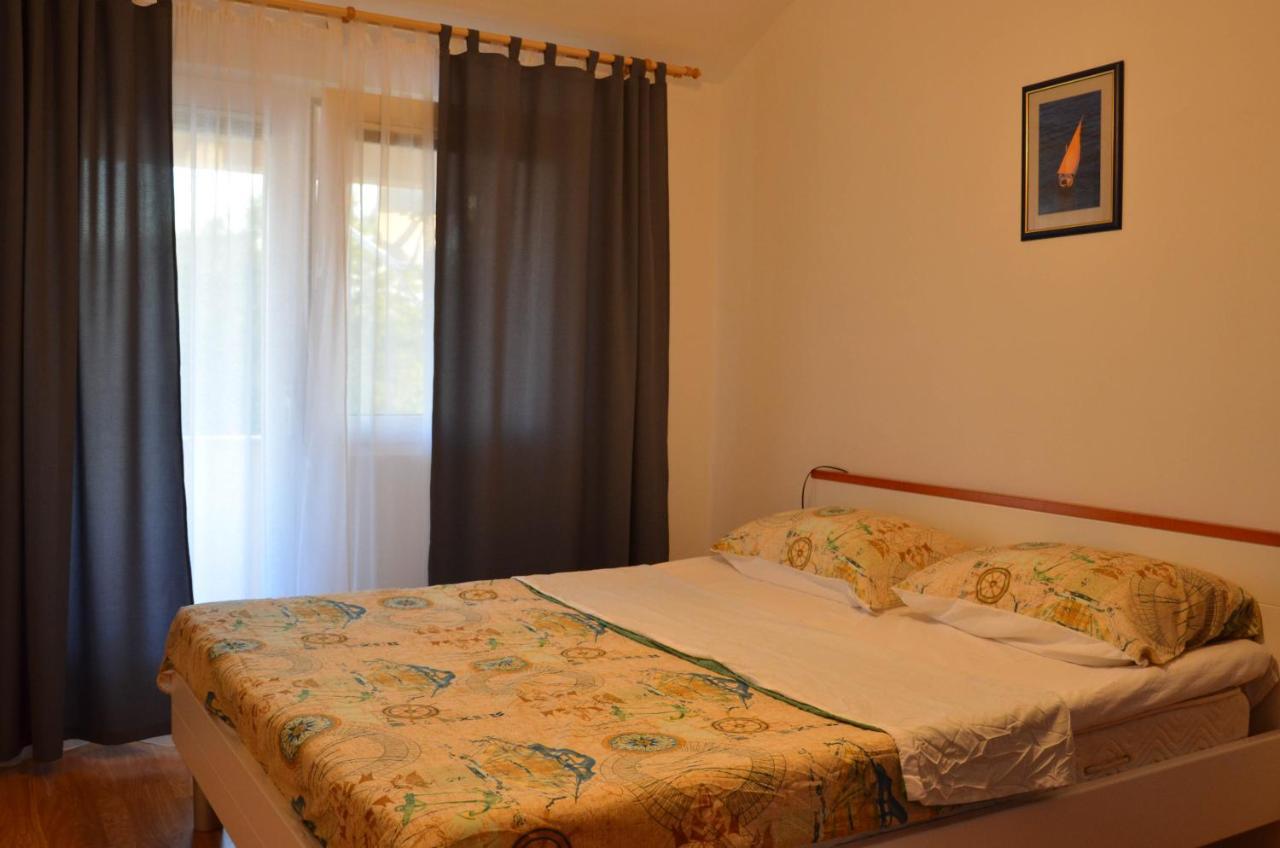Apartments Tomas Бетина Екстериор снимка