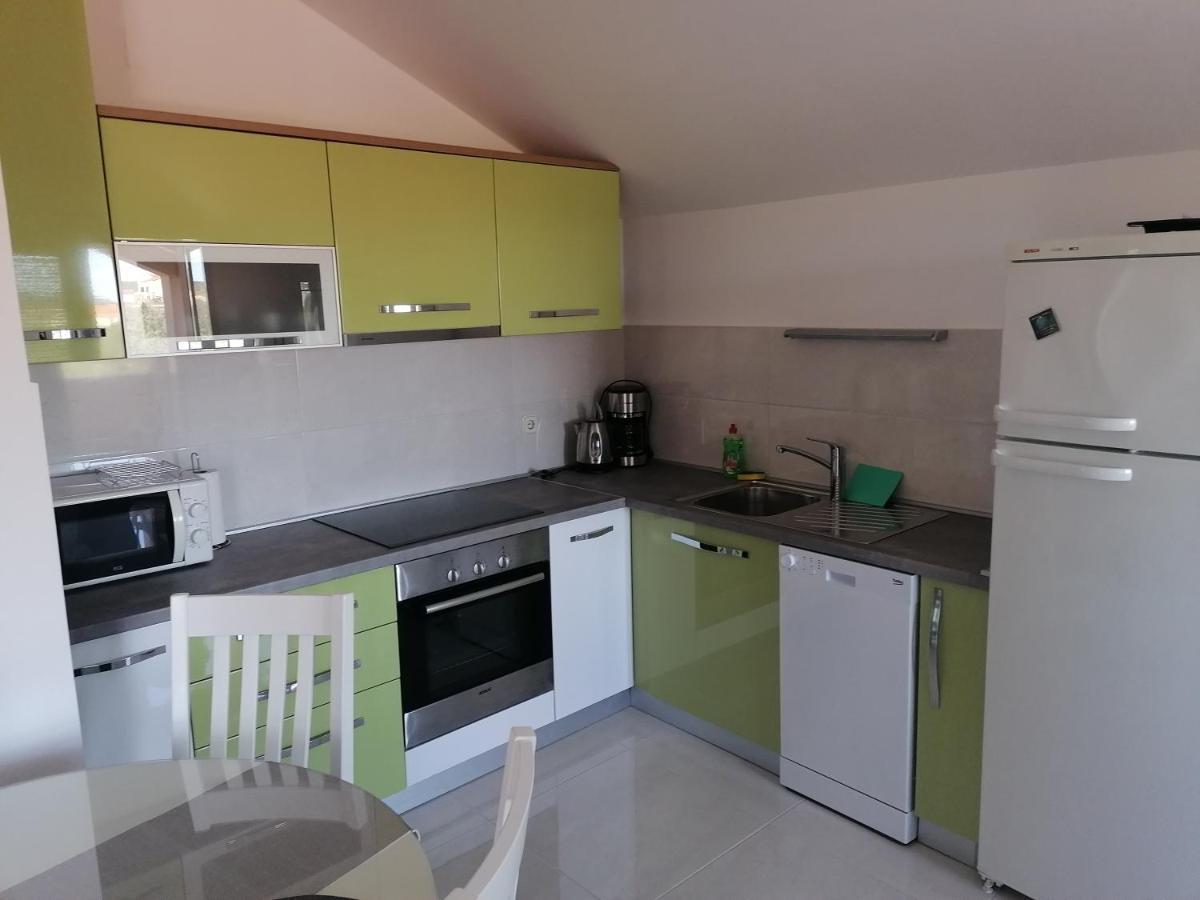 Apartments Tomas Бетина Екстериор снимка
