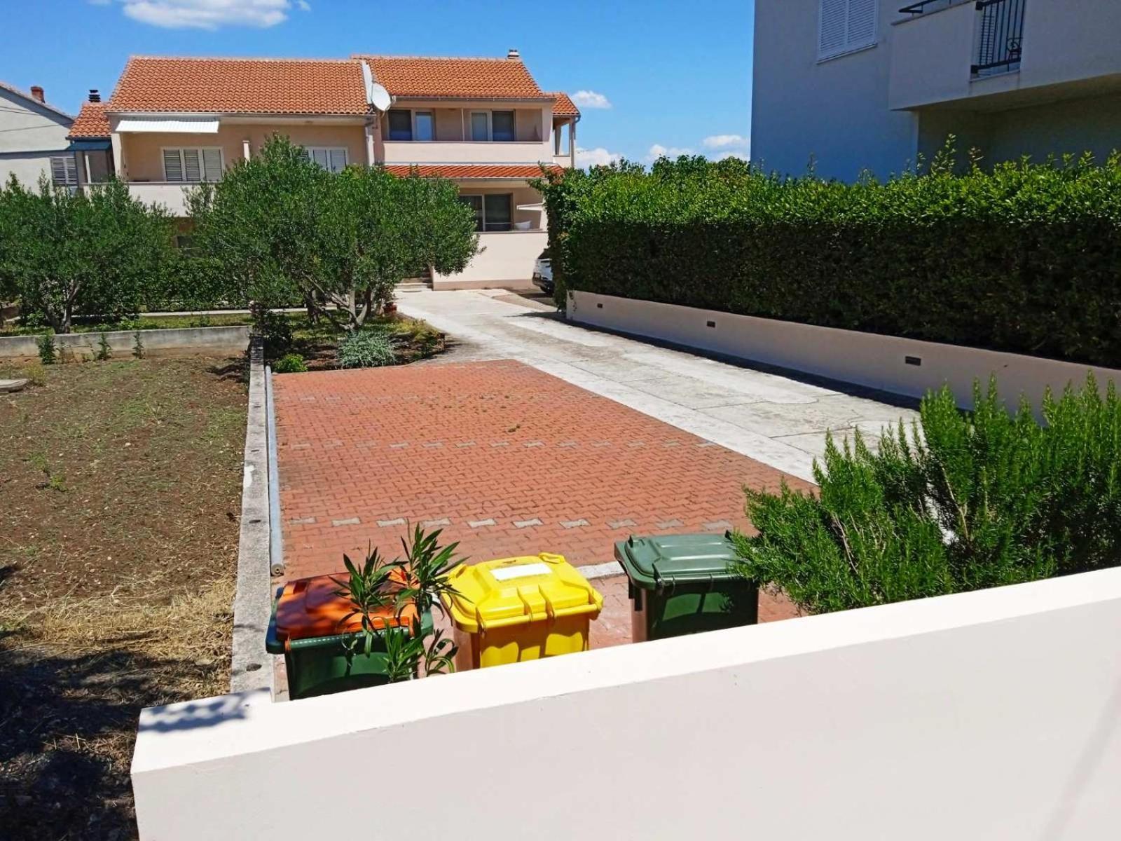 Apartments Tomas Бетина Екстериор снимка